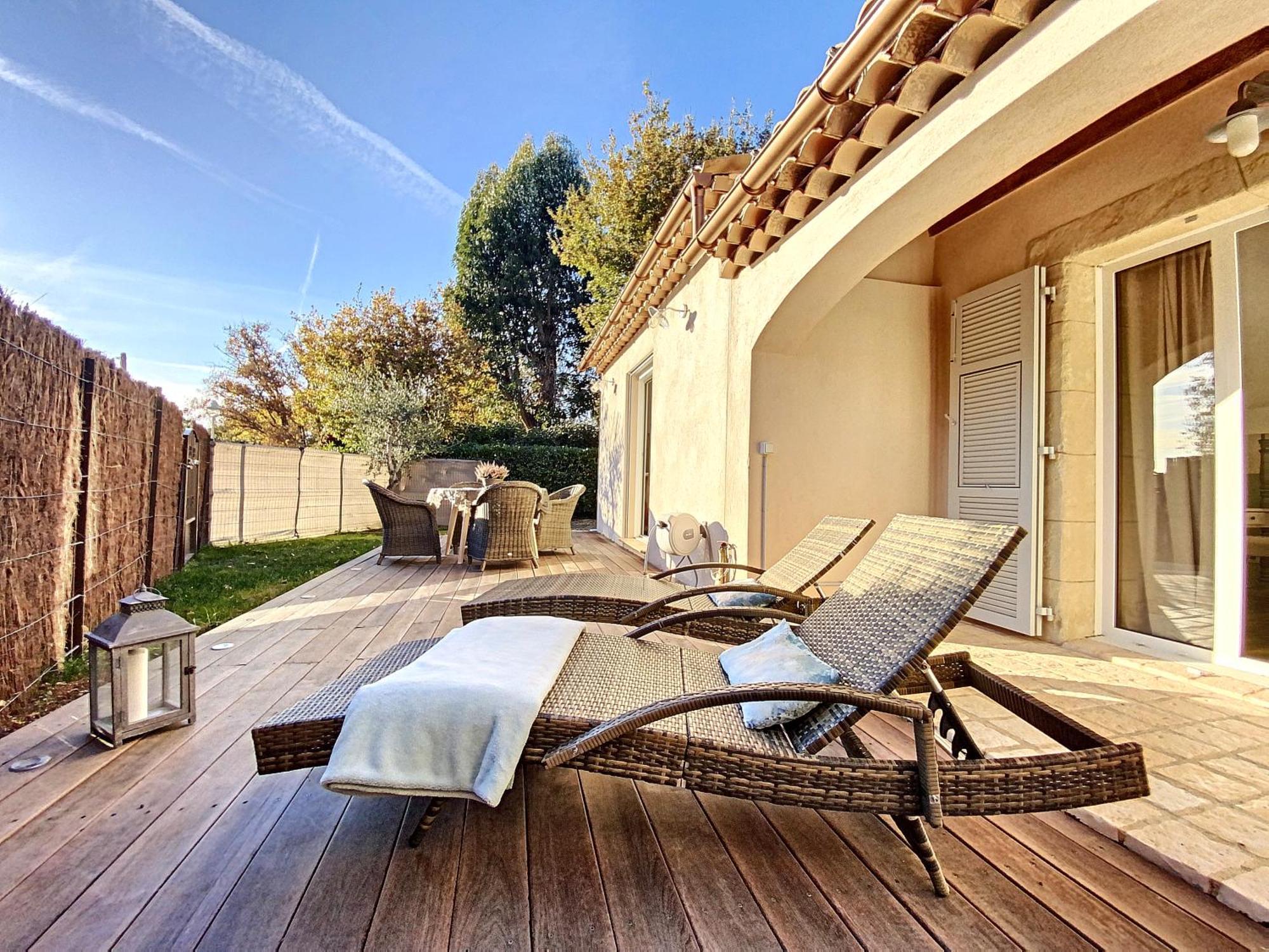 Villa "L'Emeraude - Maison D'Hotes - Jardin Et Parking Prives - 瓦尔邦讷 外观 照片